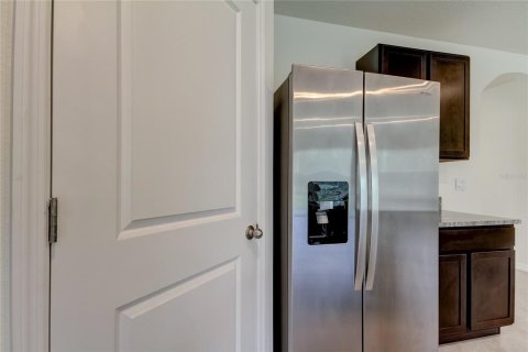 House in Wesley Chapel, Florida 5 bedrooms, 242.01 sq.m. № 1822435 - photo 14