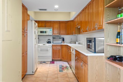 Copropriété à vendre à Wellington, Floride: 3 chambres, 164.99 m2 № 2082330 - photo 6