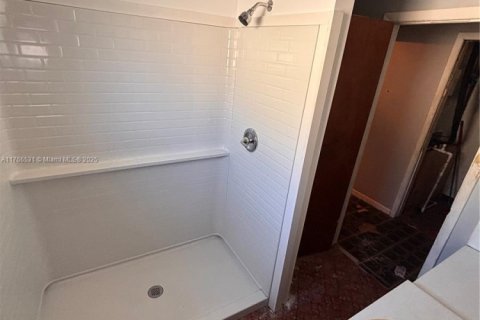 Casa en venta en Okeechobee, Florida, 4 dormitorios № 1730619 - foto 24