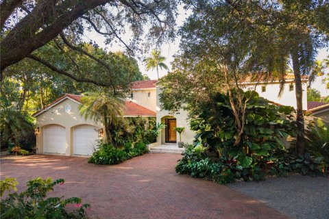 Дом в Майами, Флорида 6 спален, 490.52м2 № 2028575