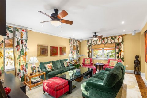 Купить виллу или дом в Майами, Флорида 6 спален, 490.52м2, № 2028575 - фото 26