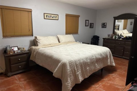 Villa ou maison à vendre à Homestead, Floride: 6 chambres, 270.25 m2 № 1930005 - photo 15