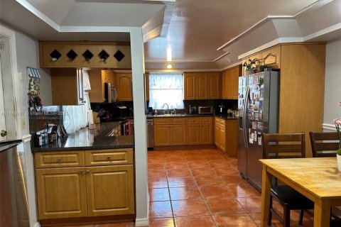 Villa ou maison à vendre à Homestead, Floride: 6 chambres, 270.25 m2 № 1930005 - photo 10