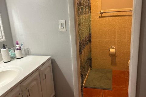 Villa ou maison à vendre à Homestead, Floride: 6 chambres, 270.25 m2 № 1930005 - photo 16