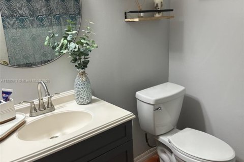 Villa ou maison à vendre à Homestead, Floride: 6 chambres, 270.25 m2 № 1930005 - photo 21