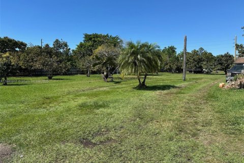 Villa ou maison à vendre à Homestead, Floride: 6 chambres, 270.25 m2 № 1930005 - photo 25