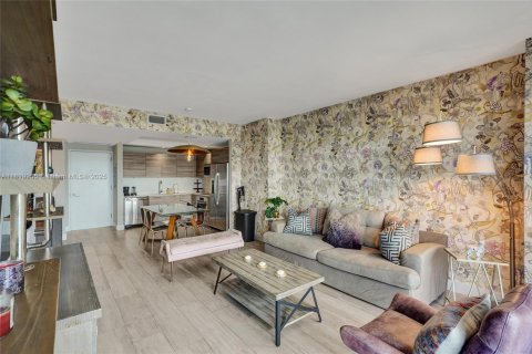 Copropriété à louer à Miami, Floride: 1 chambre, 68.47 m2 № 1935979 - photo 4