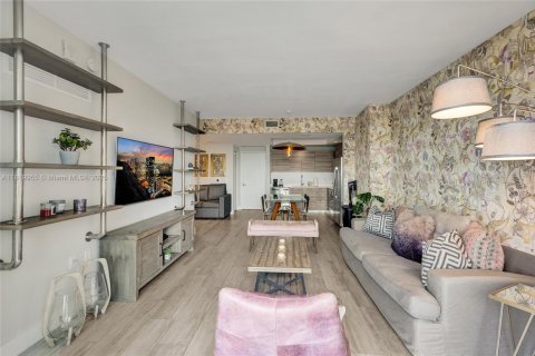 Copropriété à louer à Miami, Floride: 1 chambre, 68.47 m2 № 1935979 - photo 5