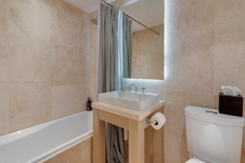 Copropriété à louer à Miami Beach, Floride: 3 chambres, 170.38 m2 № 1995376 - photo 21