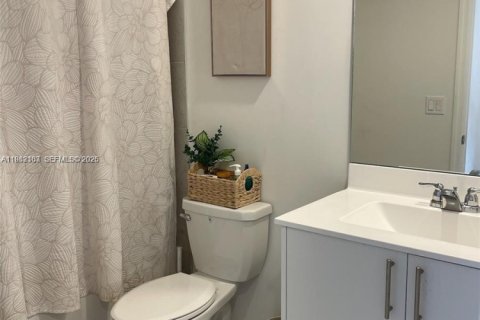 Townhouse in Pembroke Park, Florida 3 bedrooms, 118.54 sq.m. № 2043274 - photo 14