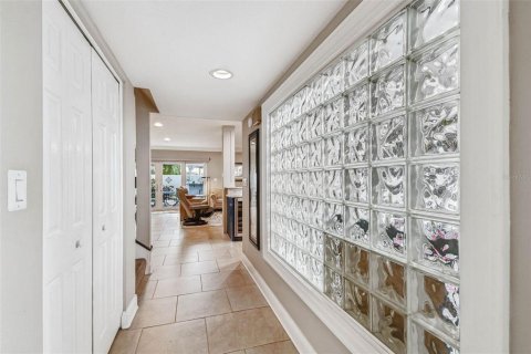 Touwnhouse à vendre à Tampa, Floride: 3 chambres, 173.36 m2 № 1907509 - photo 8
