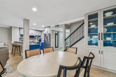 Touwnhouse à vendre à Tampa, Floride: 3 chambres, 173.36 m2 № 1907509 - photo 16