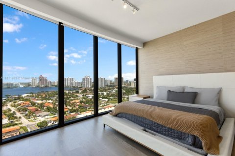 Condo in Sunny Isles Beach, Florida, 4 bedrooms  № 1762439 - photo 17