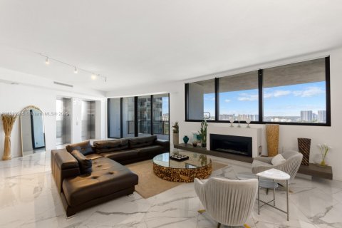 Condo in Sunny Isles Beach, Florida, 4 bedrooms  № 1762439 - photo 7