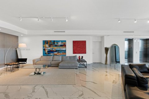 Condo in Sunny Isles Beach, Florida, 4 bedrooms  № 1762439 - photo 8