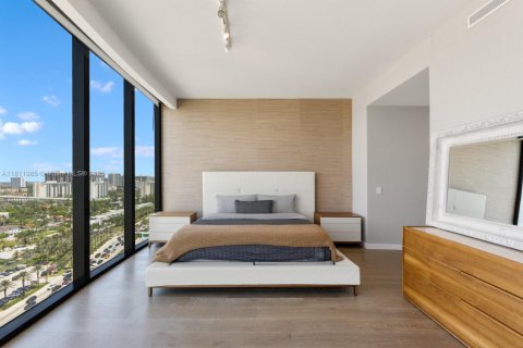 Condo in Sunny Isles Beach, Florida, 4 bedrooms  № 1762439 - photo 14