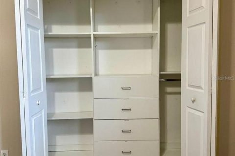 Villa ou maison à louer à Lutz, Floride: 6 chambres, 416.57 m2 № 2109448 - photo 28