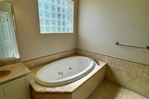 Villa ou maison à louer à Lutz, Floride: 6 chambres, 416.57 m2 № 2109448 - photo 25