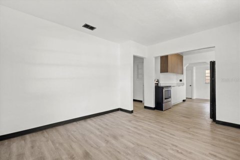 Villa ou maison à vendre à Tampa, Floride: 3 chambres, 68.38 m2 № 1803292 - photo 8