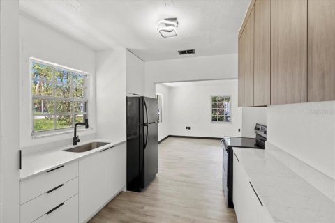 Villa ou maison à vendre à Tampa, Floride: 3 chambres, 68.38 m2 № 1803292 - photo 5