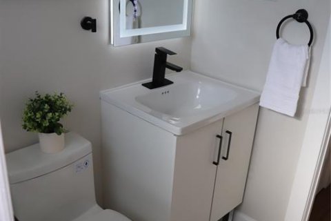 Casa en venta en Seminole, Florida, 3 dormitorios, 139.35 m2 № 1803315 - foto 12