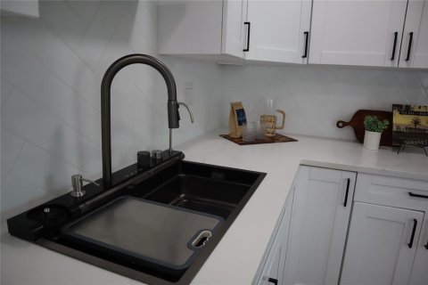 Casa en venta en Seminole, Florida, 3 dormitorios, 139.35 m2 № 1803315 - foto 15