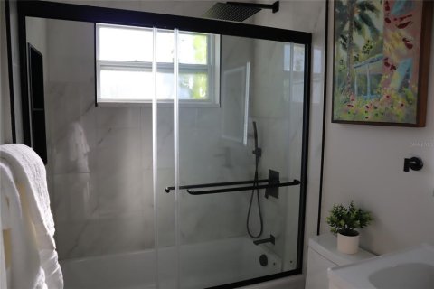 Casa en venta en Seminole, Florida, 3 dormitorios, 139.35 m2 № 1803315 - foto 13