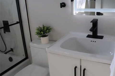 Casa en venta en Seminole, Florida, 3 dormitorios, 139.35 m2 № 1803315 - foto 11