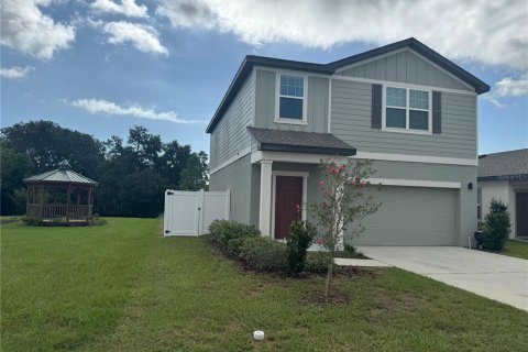 Villa ou maison à louer à Dade City, Floride: 3 chambres, 169.64 m2 № 2408507 - photo 2