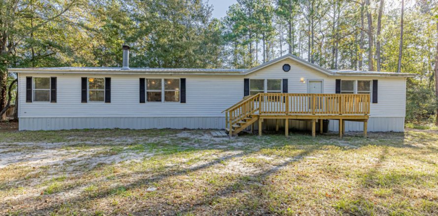 House in Jacksonville, Florida 4 bedrooms, 200.67 sq.m. № 820707