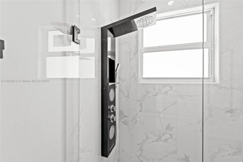 Купить виллу или дом в Лихай-Эйкерс, Флорида 3 спальни, 132.39м2, № 1936790 - фото 27