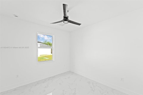 Купить виллу или дом в Лихай-Эйкерс, Флорида 3 спальни, 132.39м2, № 1936790 - фото 24