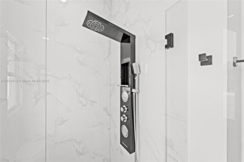 Купить виллу или дом в Лихай-Эйкерс, Флорида 3 спальни, 132.39м2, № 1936790 - фото 23