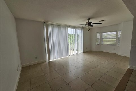 Touwnhouse à louer à Davenport, Floride: 3 chambres, 167.69 m2 № 1905128 - photo 7