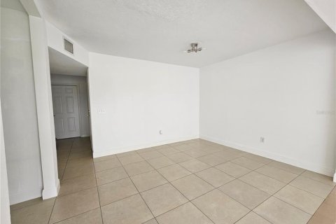 Touwnhouse à louer à Davenport, Floride: 3 chambres, 167.69 m2 № 1905128 - photo 10