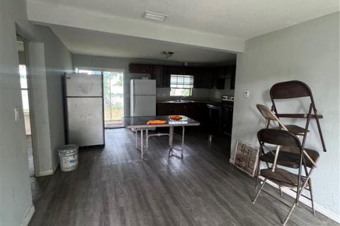 House in Lakeland, Florida 4 bedrooms, 111.48 sq.m. № 1841651 - photo 10