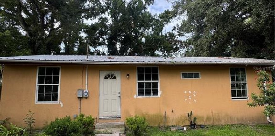 House in Lakeland, Florida 4 bedrooms, 111.48 sq.m. № 1841651