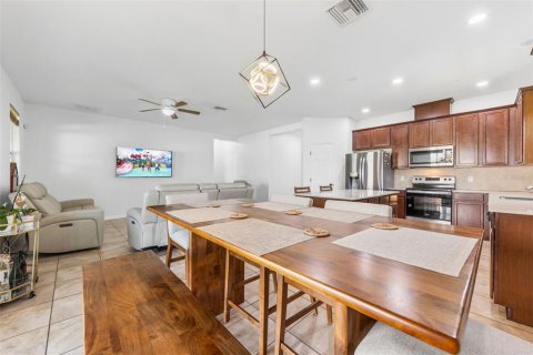 Villa ou maison à vendre à Orlando, Floride: 4 chambres, 173.08 m2 № 1786827 - photo 4