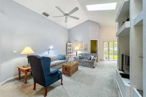 Casa en venta en Orlando, Florida, 3 dormitorios, 132.01 m2 № 1866800 - foto 5