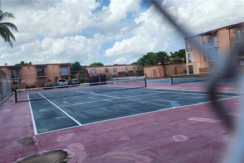 Copropriété à louer à Miami Lakes, Floride: 2 chambres, 75.81 m2 № 1896440 - photo 24