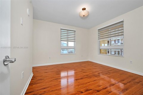Copropriété à louer à Miami, Floride: 2 chambres, 107.3 m2 № 2153878 - photo 17