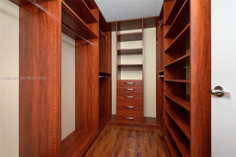 Copropriété à louer à Miami, Floride: 2 chambres, 107.3 m2 № 2153878 - photo 22
