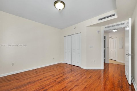 Copropriété à louer à Miami, Floride: 2 chambres, 107.3 m2 № 2153878 - photo 24