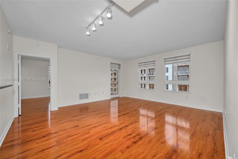 Copropriété à louer à Miami, Floride: 2 chambres, 107.3 m2 № 2153878 - photo 16