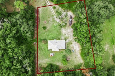 House in Wildwood, Florida 2 bedrooms, 153.94 sq.m. № 2289688 - photo 6