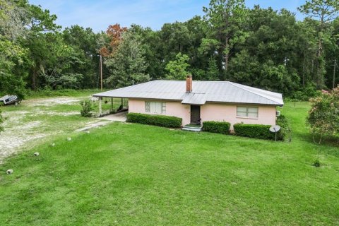 House in Wildwood, Florida 2 bedrooms, 153.94 sq.m. № 2289688 - photo 11