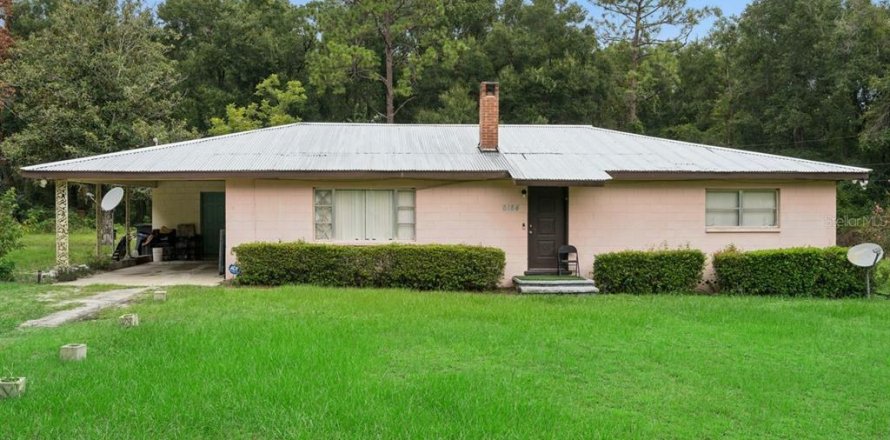 House in Wildwood, Florida 2 bedrooms, 153.94 sq.m. № 2289688