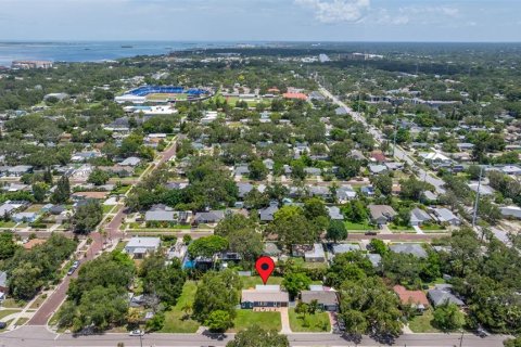 House in Dunedin, Florida 2 bedrooms, 103.49 sq.m. № 1819039 - photo 29