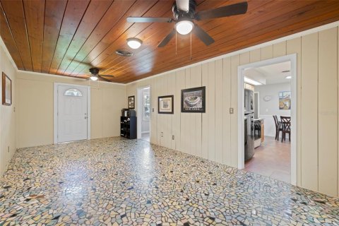 House in Dunedin, Florida 2 bedrooms, 103.49 sq.m. № 1819039 - photo 16