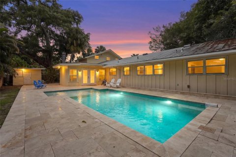 House in Sarasota, Florida 4 bedrooms, 224.92 sq.m. № 2151878 - photo 12
